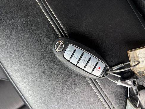 Used 2025 Nissan Altima 2.5 SV FWD image 24