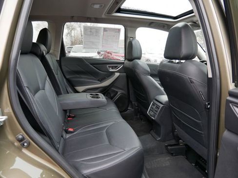 Used 2024 Subaru Forester Limited AWD/4WD image 35
