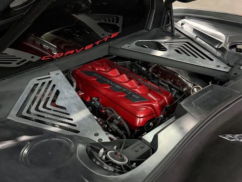 Used 2022 Chevrolet Corvette Stingray Premium Cpe w/ Z51 Performance Package RWD image 12