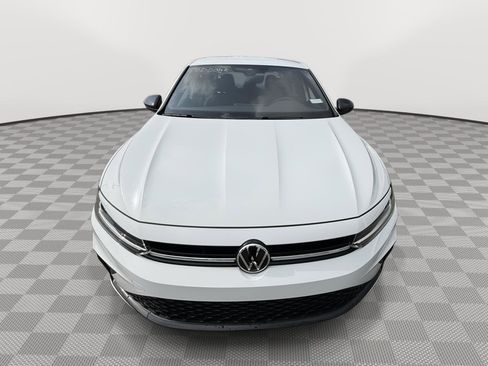 New 2025 Volkswagen Jetta Sport image 4