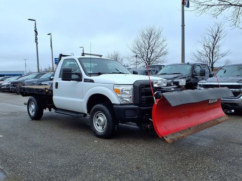 Used 2011 Ford F250 XL w/ Snow Plow Prep Pkg image 3
