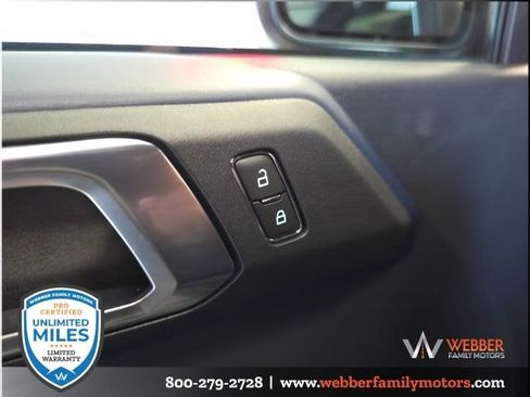 New 2025 Ford Bronco Raptor image 30