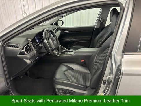 Used 2024 Toyota Camry SE image 2