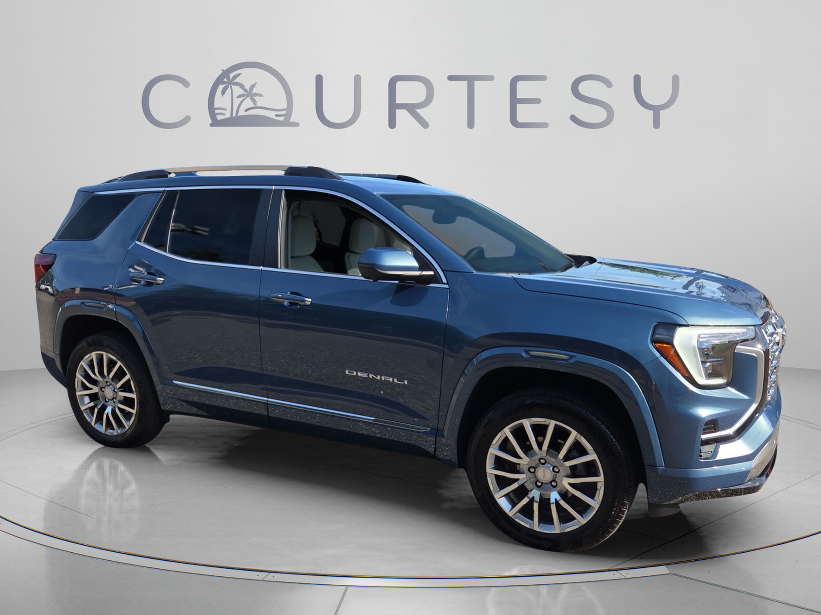 Used 2026 GMC Terrain Denali AWD/4WD image 8