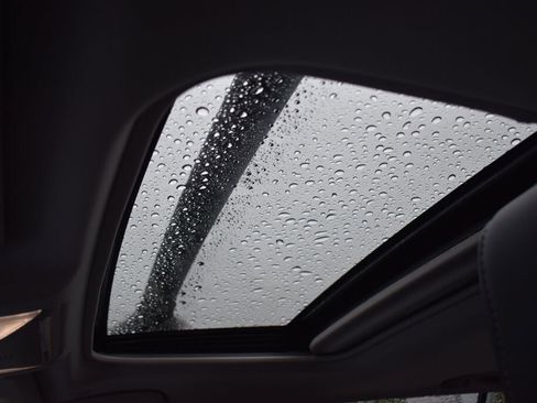 Used 2024 Toyota RAV4 Limited image 17