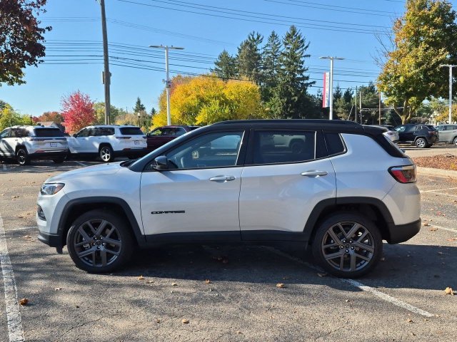 Used 2026 Jeep Compass Limited AWD/4WD image 6