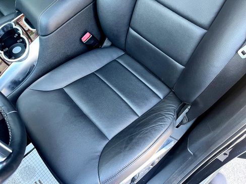 Used 2011 Mercedes-Benz R 350 BlueTEC 4MATIC image 23