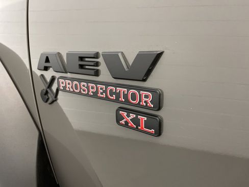 New 2025 RAM 2500 Laramie image 17