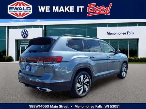 Used 2024 Volkswagen Atlas SE AWD/4WD image 6