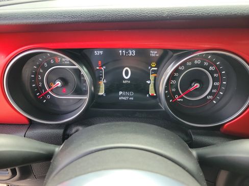 Used 2020 Jeep Gladiator Rubicon image 18