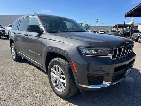 Used 2023 Jeep Grand Cherokee L Laredo w/ Luxury Tech Group I RWD image 3