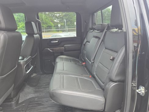 Used 2023 GMC Sierra 2500 Denali AWD/4WD image 9