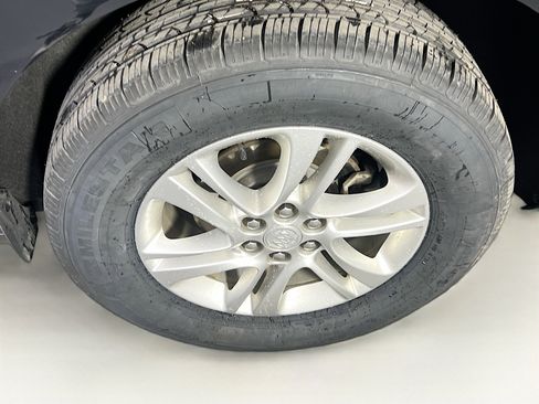 Used 2019 Buick Enclave Essence image 33