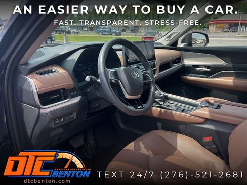 Used 2024 Toyota Grand Highlander AWD image 10