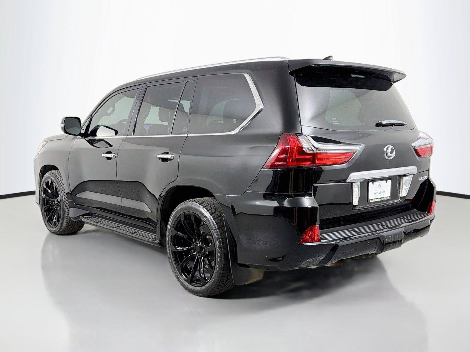 Used 2016 Lexus LX 570 4WD w/ Luxury Package image 7