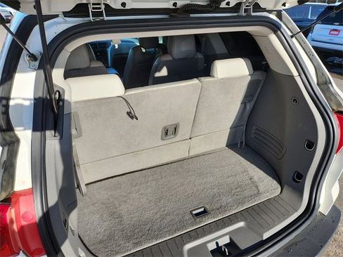 Used 2011 Chevrolet Traverse LT w/ Personal Connectivity Package image 24