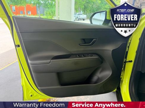 Used 2024 Hyundai Kona SEL FWD image 10