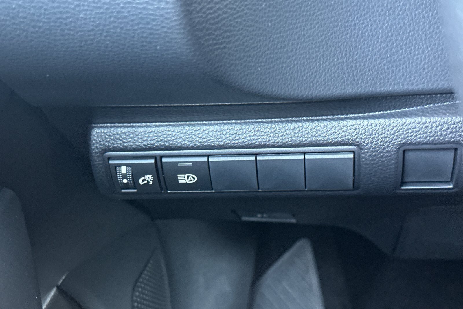 New 2027 Toyota Corolla LE FWD image 25
