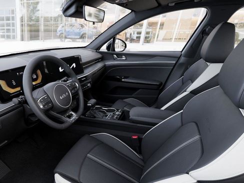 New 2026 Kia K5 GT-Line image 17