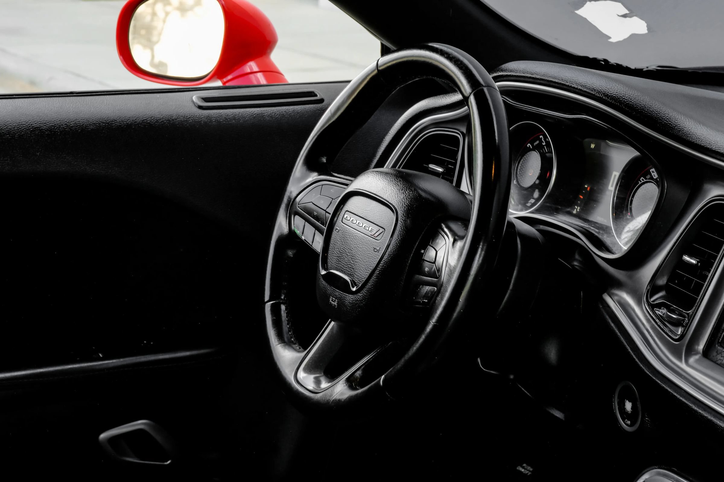 Used 2019 Dodge Challenger SXT RWD image 21