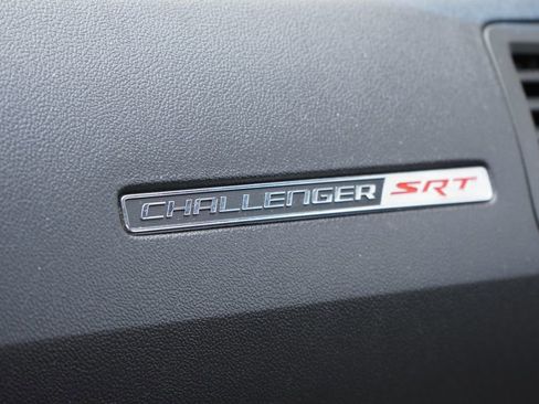 Used 2009 Dodge Challenger SRT8 RWD image 27