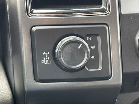 Used 2018 Ford F150 XLT w/ Equipment Group 302A Luxury image 17