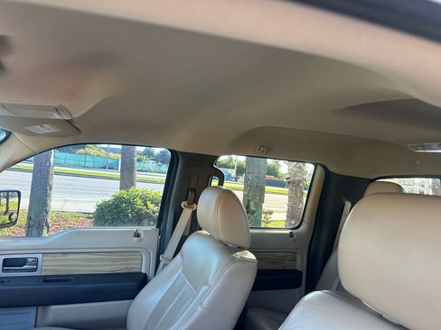 Used 2011 Ford F150 Lariat w/ Lariat Chrome Pkg image 15