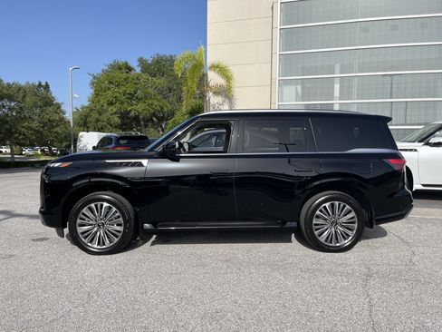 Certified 2026 INFINITI QX80 Luxe w/ Cargo Package AWD/4WD image 5