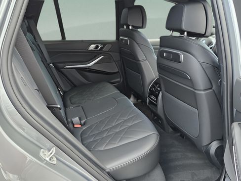 New 2026 BMW X5 xDrive50e w/ Executive Package image 27