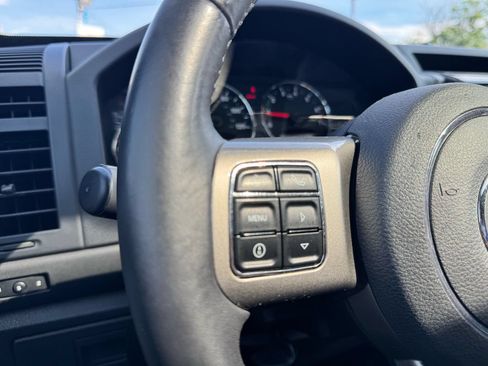 Used 2012 Jeep Liberty Limited Jet w/ Comfort/Convenience Group AWD/4WD image 23