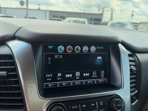 Used 2018 Chevrolet Tahoe Premier AWD/4WD image 23