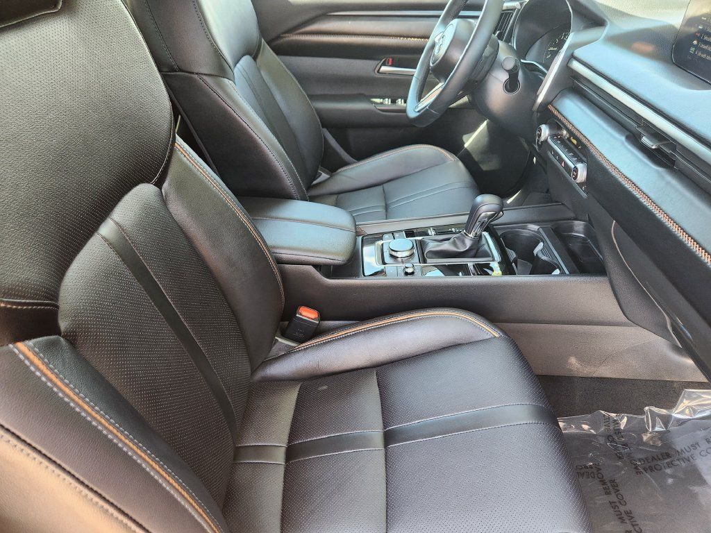 Used 2026 MAZDA CX-50 AWD 2.5 S w/ Premium Package image 5