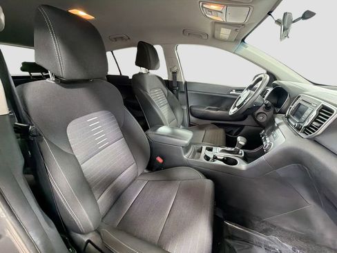 Used 2018 Kia Sportage LX FWD image 28