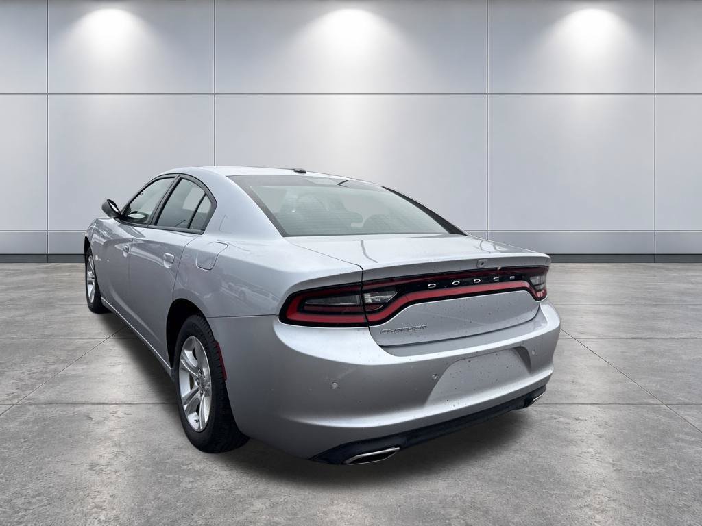 Used 2022 Dodge Charger SXT RWD image 37