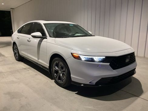 New 2025 Honda Accord EX-L image 24