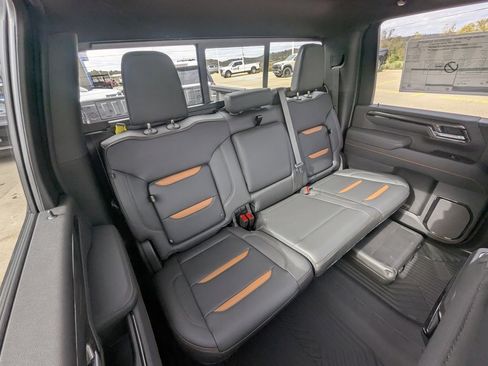 New 2026 GMC Sierra 2500 AT4 w/ AT4 Premium Plus Package image 17