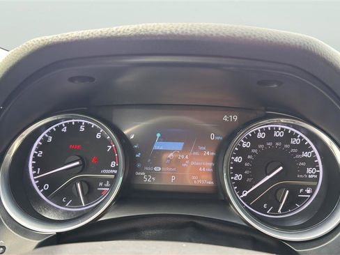 Used 2020 Toyota Camry SE image 24