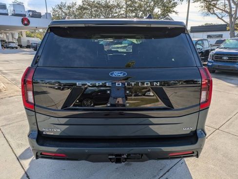 Certified 2025 Ford Expedition Max Active image 5