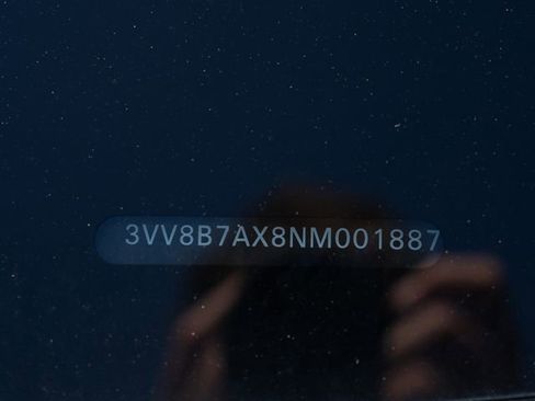 Used 2022 Volkswagen Tiguan SE R-Line image 31