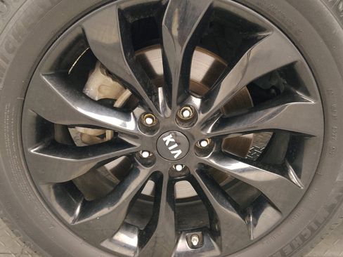 Used 2020 Kia Sorento EX FWD image 31
