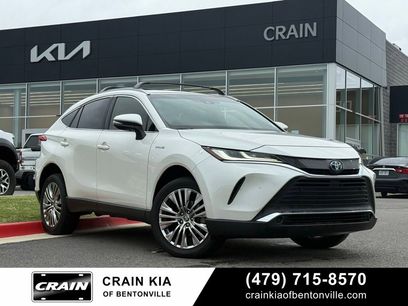 Used 2021 Toyota Venza XLE w/ Softex Package