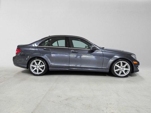 Used 2014 Mercedes-Benz C 300 4MATIC Sedan image 2