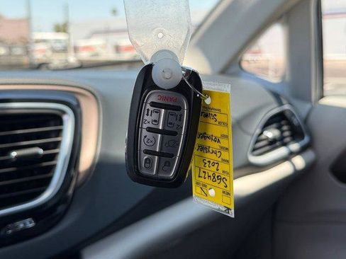 Used 2023 Chrysler Voyager LX FWD image 31