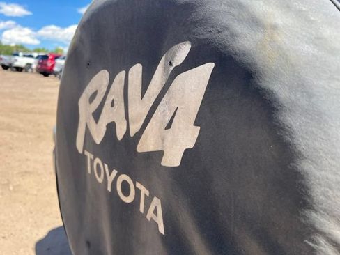 Used 1999 Toyota RAV4 2WD 4-Door image 12