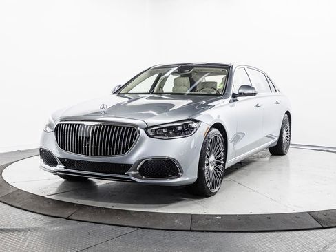 Certified 2024 Mercedes-Benz Maybach S 580 4MATIC image 3