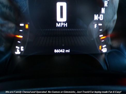 Used 2016 Dodge Challenger R/T w/ Blacktop Package image 11