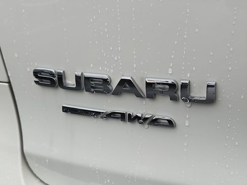 Used 2024 Subaru Ascent Limited w/ Technology Package image 34