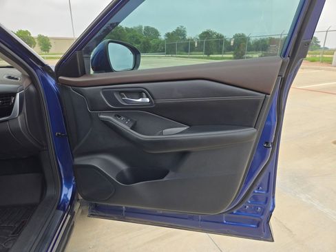 Used 2023 Nissan Rogue SL w/ SL Premium Package FWD image 28