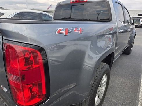 Used 2021 Chevrolet Colorado LT w/ LT Convenience Package image 7