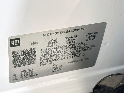 Certified 2024 Buick Encore GX Sport Touring FWD image 33
